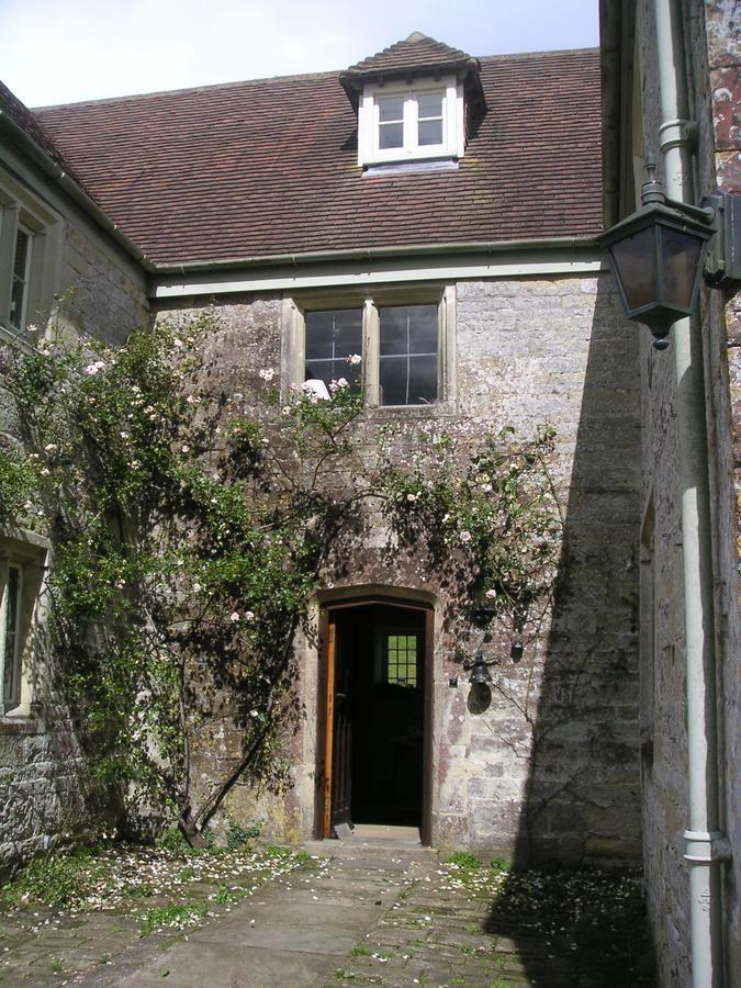 Cools Farm B&B + Cottages East Knoyle Exterior photo